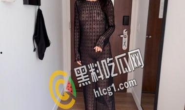 反差纯情女大学生 Ahri0716的放荡生活合集!全裸秀无毛一线天嫩穴展露无余!-16