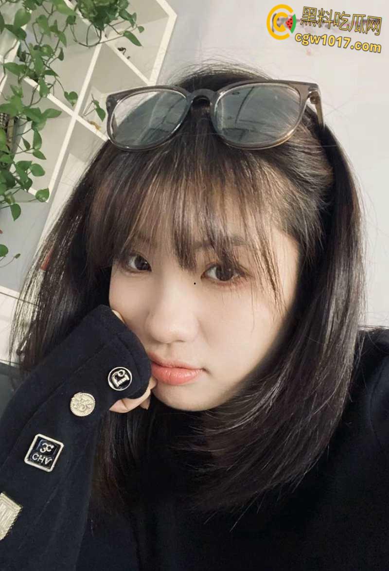 莆田青涩少女【张雨涵】遭男友蒙骗拍淫片,羞涩露奶玩自拍,穿粉裙白丝挨操只敢低声娇喘,淫性有待开发啊!-4