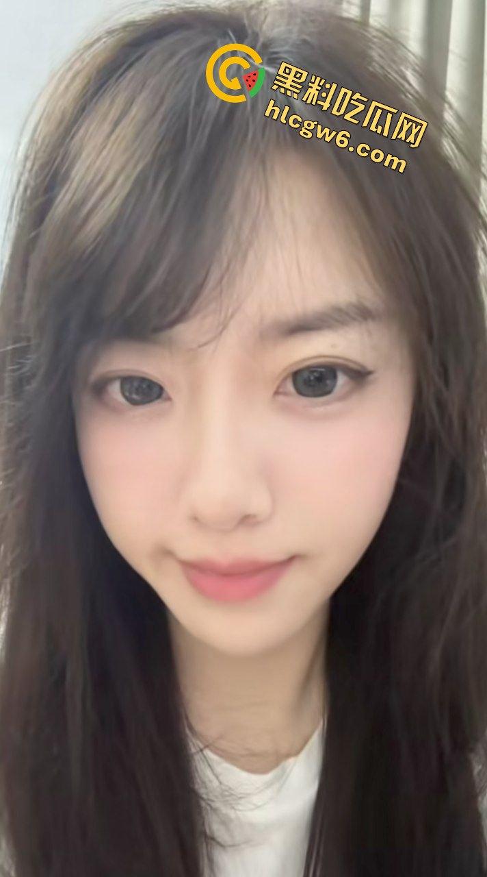 抖音21万粉极品身材御姐反差婊『阿别了』酒店黑丝骚臀抠逼 暴力后入淫荡直叫!原创独家曝光!-3