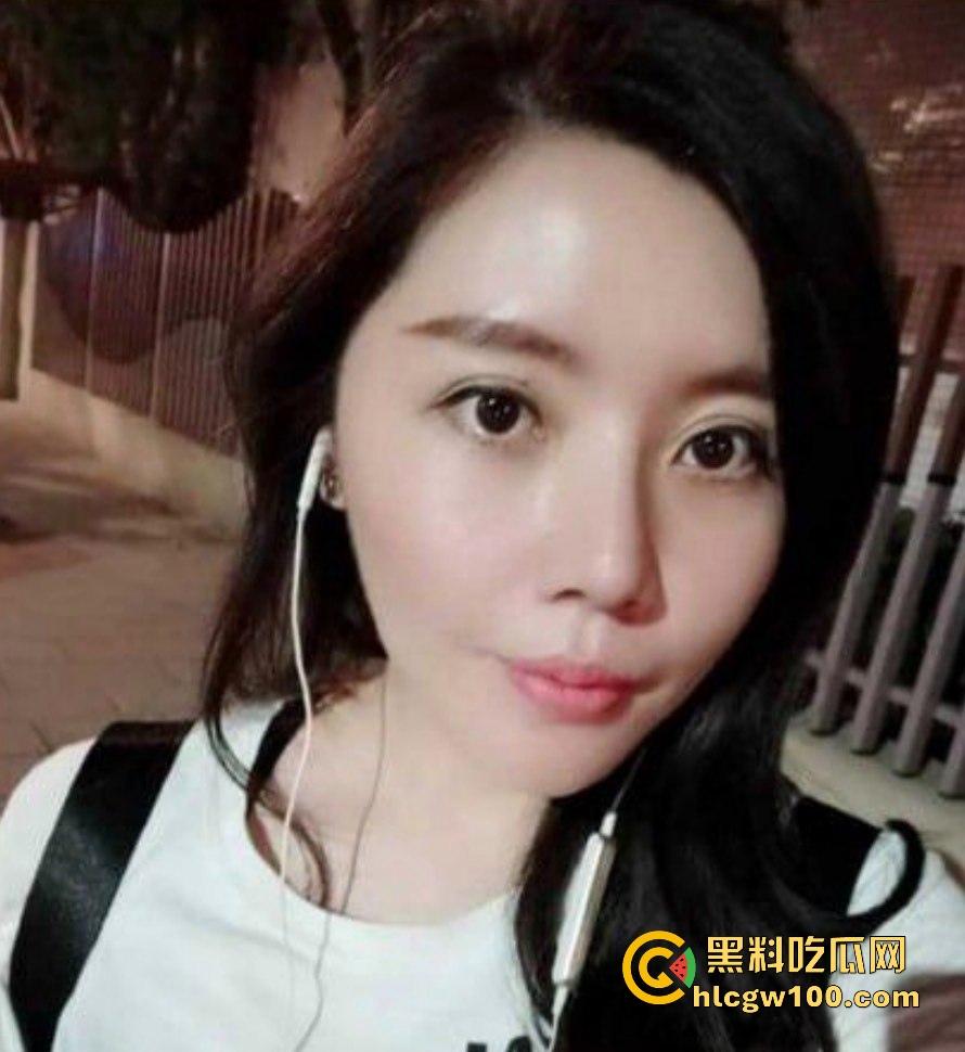 虎逼崽子偷拍亲妈裸照换王者荣耀皮肤,群里卖裸照赚零花钱,打的菜还要皮肤!-8