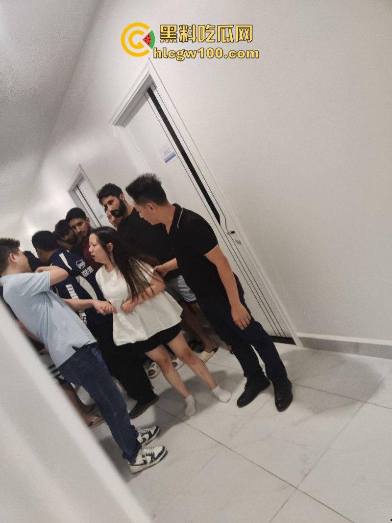 柬埔寨园区真实情况爆料!主管随意强奷女性 每天上演电棍烤肉惨叫连连-1