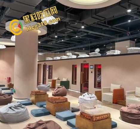 为工作献身的便衣警察，卧底成都男同纯浴会所，满脸嫌弃的享受男技师口活 !-3