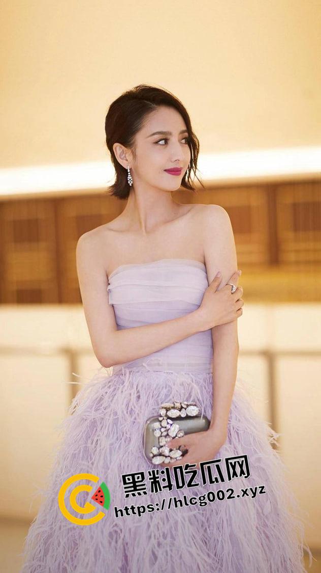 华为P70自带丰胸功能!魔法消除能把平胸变巨乳 该功能被紧急删除 绝版资源!-1