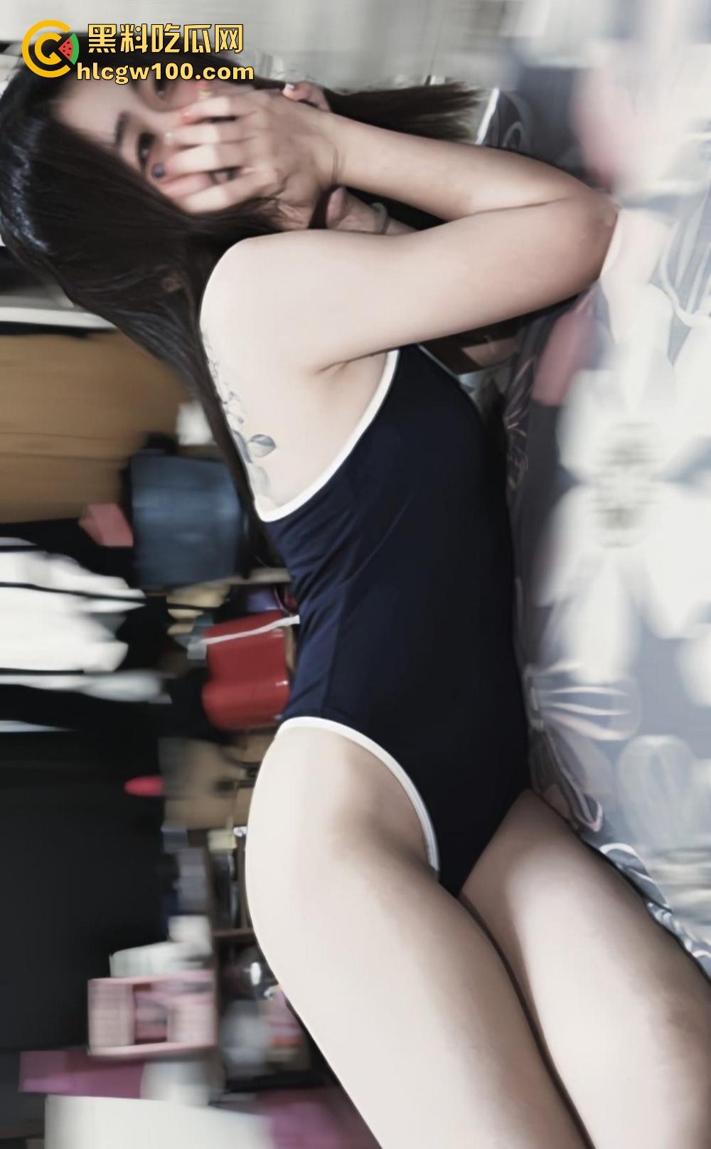 约炮大神亲曝极品操作21岁纹身大学妹【卢欣柔】铭文学生妹口技惊人,镜前口交被猛抽到高潮,这身材简直无敌!-2