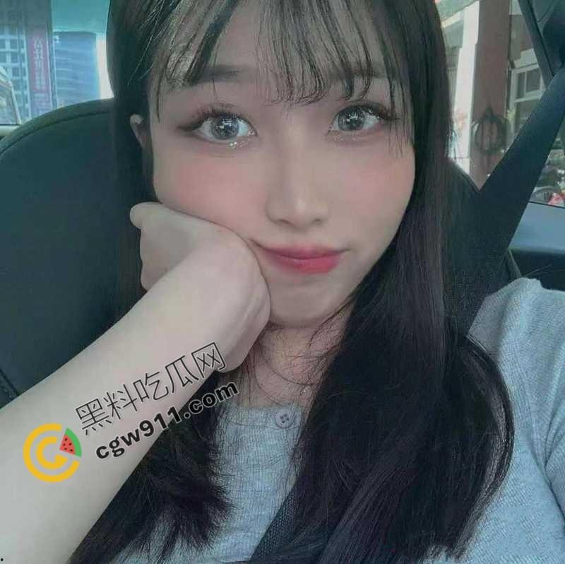 锡林浩特市90后巨乳骚货【王美丽】为帅哥网红大胆挥霍600万，骚逼身材火辣被疯狂抽插视频震惊全网-6