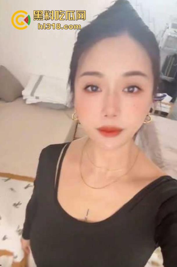 多年未见的骚妈妈沦为大鸡巴儿子的性奴,沉沦儿子雄壮下体,享受违背伦理的苟合!-2