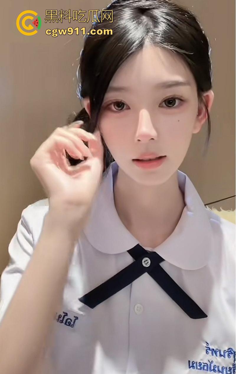 抖音御姐网红【ally】38岁饥渴少妇,收下爱豆韩奎真礼物,不惜为爱冲锋跨国送逼,真是爱情冲昏了头脑!-8