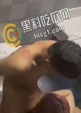 河北衡水嫩妹想当大嫂蒋马娇把第一次交给社会拔罐大哥被人曝光床上血迹斑斑,在洗手台狂操不止!厕所口交中出,超舒服,拍视频的哥们也馋了-3