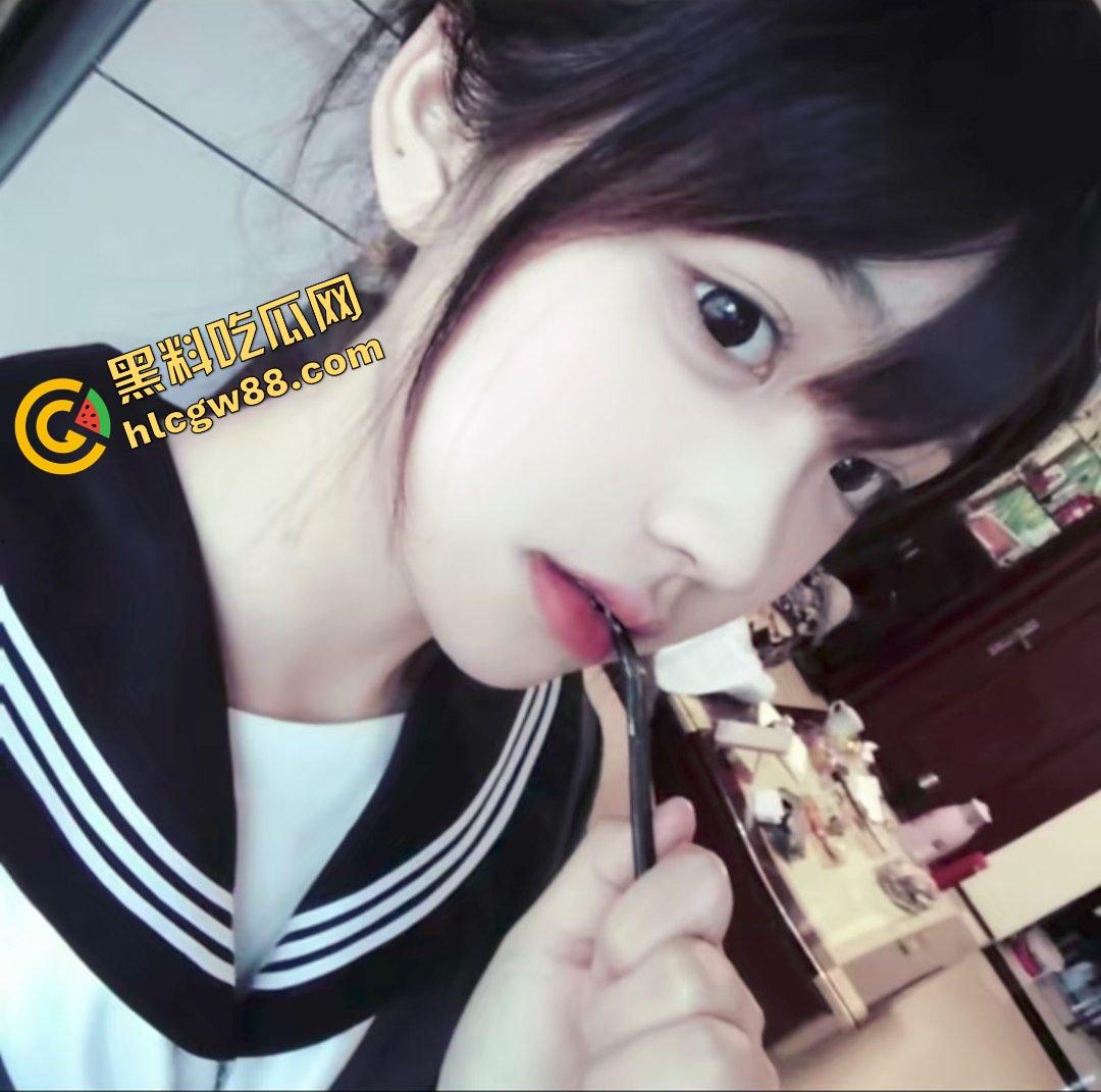 约炮大神勾搭清纯双马尾嫩妹【陈娅】操了几次后被拉下海做黄色直播,酒店各种玩弄操嫩逼!-1