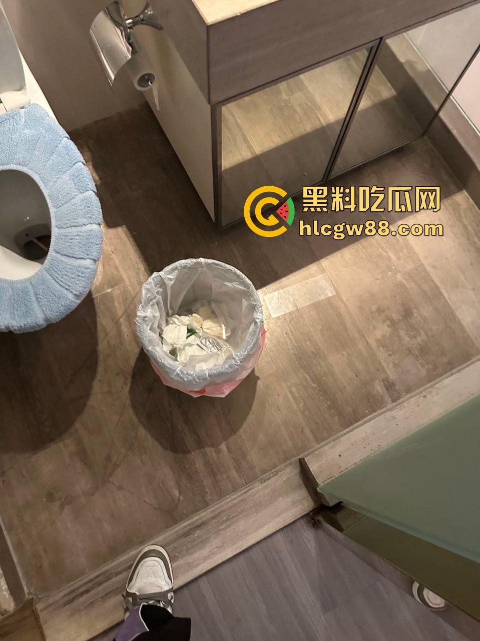 瓜友投稿！跟杭州某音会03年鸡婆谈恋爱？以为就陪酒 没想到也陪睡 难怪逼这么臭 男主连夜检查 内容炸裂。-15