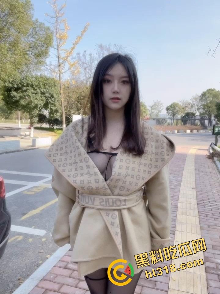 秀人网台湾嫩模『豆瓣酱』炸裂流出,速递车内激情实录,车震猛玩肉穴全程漏点看点拉满!-11