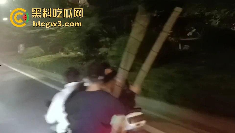 山东精神小伙玩暴力摩托,鬼火少年骑着鬼火拿着砍刀西瓜刀青龙偃月刀,撞死这群杂碎简直为民除害!-6