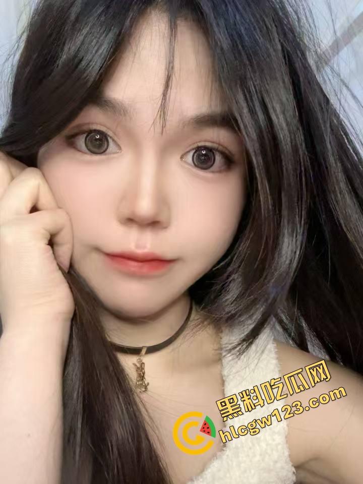 安徽淮南极品女大学生护士系【林冉然】遭金主大量泄密，撅着肥臀被金主各种姿势啪啪 真是骚极了！-6