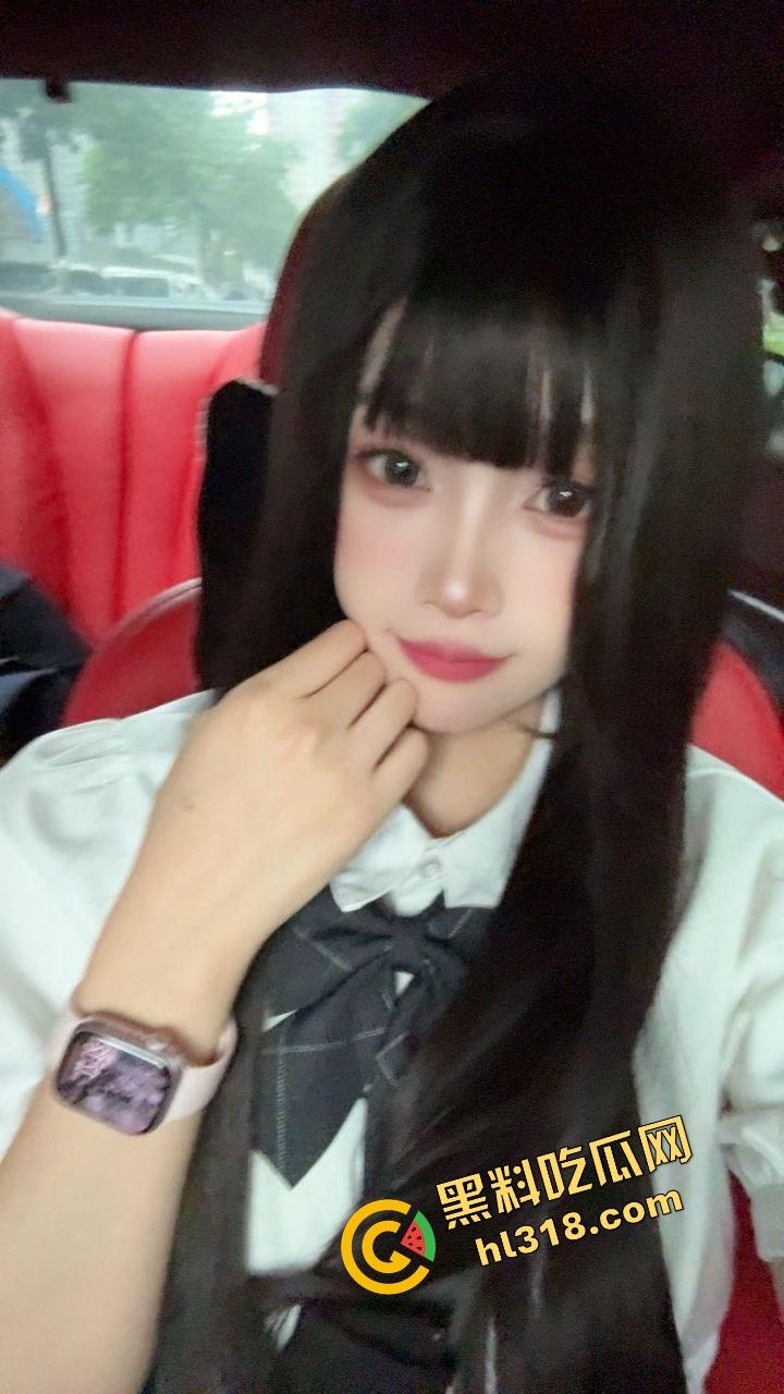 海角大神大礼包白丝小姨子给兄弟破处，巨乳骚动撩拨小老弟，第一次就吃这么好，舔奶插屁眼嗨到断魂！-4