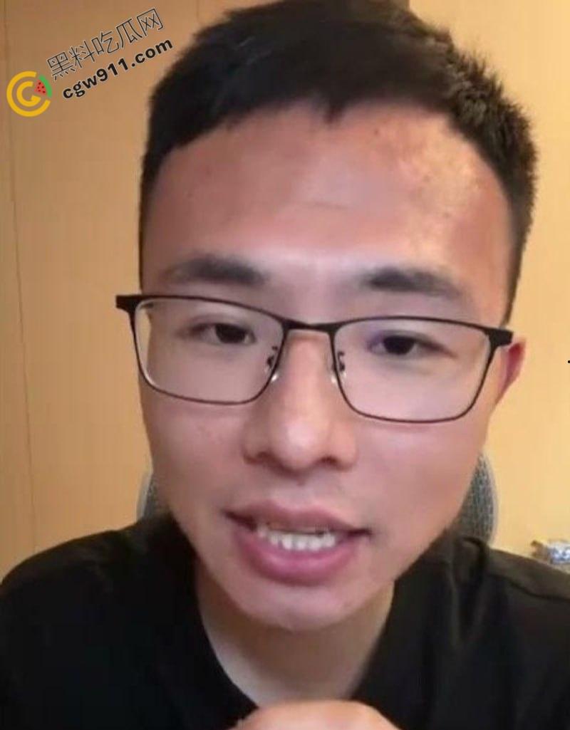 河南抖音博主【户晨风】酒店厕所大战女粉丝视频流出!白皙肌肤美乳乱颤,疯传全网激起狂潮!-2