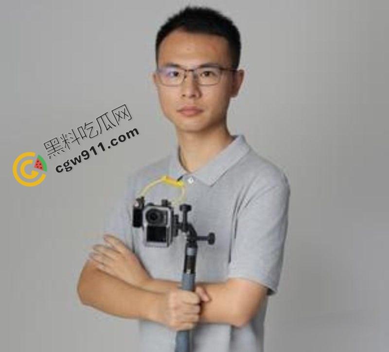 河南抖音博主【户晨风】酒店厕所大战女粉丝视频流出!白皙肌肤美乳乱颤,疯传全网激起狂潮!-3