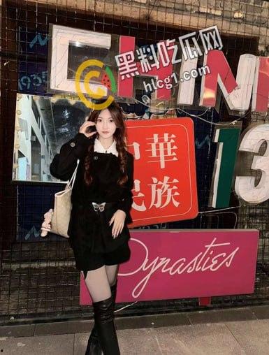 高端泄密流出反差婊极品顔值女神 姜瑜 人前女神 私下贱母狗跪舔屁眼 沦为了富二代男友的性玩物-1