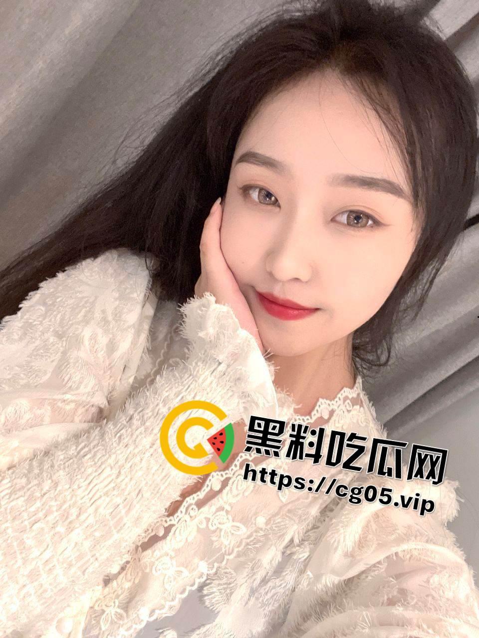 重庆巴南幼师反差婊【杨柯洁】私密视频被流出 疑似搞破鞋被男朋友曝光-4