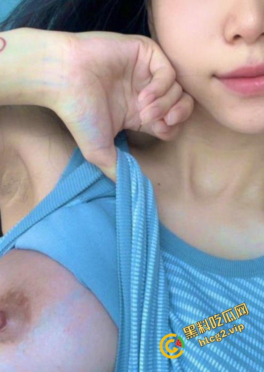 推特反差网红美少女唏唏定制私拍曝光!高颜值刺青女神极致性感魅惑!-2