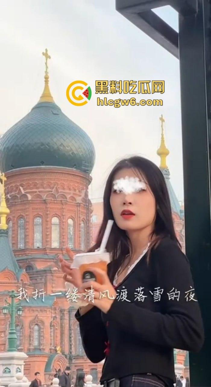 有个剪辑大神老公是种什么体验?性爱视频剪成抖音大片,高潮与节奏精准同步 老婆跟着背景音乐抖到高潮!-1