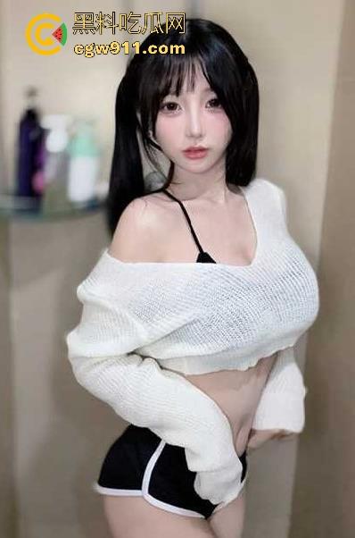 b站福利姬【一条小糖糖】玉体白皙美腿修长,颜值可爱甜美,却只发擦边素菜荤价,最新付费福利曝光!-3