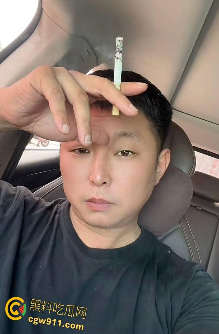 江苏沛县朱王庄婚纱店,老板约炮好兄弟的老婆,还真是熟人好下手,炮机肛塞双洞齐开,SM捆绑乳夹调教 !-4